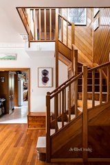 https://images.listonce.com.au/custom/160x/listings/12-alister-street-fitzroy-north-vic-3068/553/01117553_img_06.jpg?kBeetD7jVtI