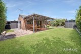 https://images.listonce.com.au/custom/160x/listings/12-arnold-drive-chelsea-vic-3196/640/01855640_img_12.jpg?hg3gin-5RN8