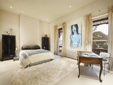 https://images.listonce.com.au/custom/160x/listings/12-avoca-street-south-yarra-vic-3141/964/01731964_img_07.jpg?Su7rzbzS1JU