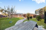https://images.listonce.com.au/custom/160x/listings/12-barellan-close-st-albans-vic-3021/173/01704173_img_02.jpg?efTjPlsIcDU