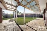 https://images.listonce.com.au/custom/160x/listings/12-barellan-close-st-albans-vic-3021/173/01704173_img_03.jpg?abnYd_CpfKU