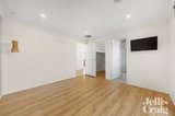 https://images.listonce.com.au/custom/160x/listings/12-barellan-close-st-albans-vic-3021/173/01704173_img_11.jpg?EWzSBx8w4Js