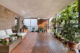 https://images.listonce.com.au/custom/160x/listings/12-barry-road-burwood-east-vic-3151/213/01928213_img_14.jpg?05imZ4M9koc