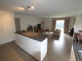 https://images.listonce.com.au/custom/160x/listings/12-brahman-drive-delacombe-vic-3356/823/01575823_img_06.jpg?kwLNi8PhWF0