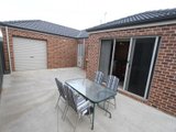 https://images.listonce.com.au/custom/160x/listings/12-brahman-drive-delacombe-vic-3356/823/01575823_img_17.jpg?UJvRVnBmzEE