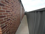 https://images.listonce.com.au/custom/160x/listings/12-brahman-drive-delacombe-vic-3356/823/01575823_img_22.jpg?rciA1keQnIo