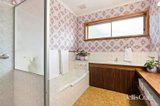 https://images.listonce.com.au/custom/160x/listings/12-breakaday-pass-chirnside-park-vic-3116/598/01820598_img_10.jpg?g_ZBuSjfvTg