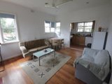 https://images.listonce.com.au/custom/160x/listings/12-bridge-street-sebastopol-vic-3356/785/01575785_img_02.jpg?AzdB5hu8snc