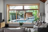 https://images.listonce.com.au/custom/160x/listings/12-brown-street-brighton-east-vic-3187/334/01682334_img_08.jpg?0N6BiFcqee8