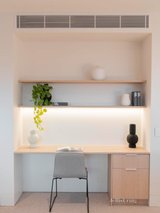 https://images.listonce.com.au/custom/160x/listings/12-cabena-street-donvale-vic-3111/602/01724602_img_08.jpg?cBEyGYqoC7s