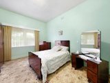 https://images.listonce.com.au/custom/160x/listings/12-carson-avenue-mont-albert-vic-3127/866/01684866_img_07.jpg?Wzt_pLu19xE