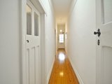 https://images.listonce.com.au/custom/160x/listings/12-chambers-street-south-yarra-vic-3141/387/01087387_img_04.jpg?onRpOpuUCUc