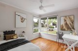 https://images.listonce.com.au/custom/160x/listings/12-champion-crescent-bundoora-vic-3083/209/01821209_img_13.jpg?guacpP6MatI