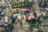 https://images.listonce.com.au/custom/160x/listings/12-chaucer-crescent-canterbury-vic-3126/370/01704370_img_05.jpg?zONvtuvdeJo