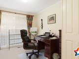 https://images.listonce.com.au/custom/160x/listings/12-clearwater-drive-lilydale-vic-3140/840/01524840_img_18.jpg?XqsgW8JRTpw