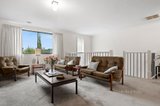https://images.listonce.com.au/custom/160x/listings/12-coach-house-boulevard-woodend-vic-3442/043/01896043_img_06.jpg?9Go-10ZrLvE