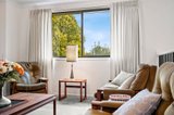 https://images.listonce.com.au/custom/160x/listings/12-coach-house-boulevard-woodend-vic-3442/043/01896043_img_07.jpg?ibDLZto6GcA