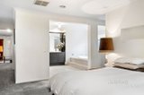 https://images.listonce.com.au/custom/160x/listings/12-coach-house-boulevard-woodend-vic-3442/043/01896043_img_14.jpg?gHf2zXUClG4