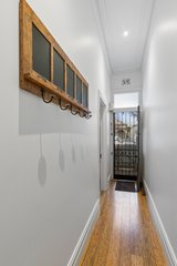 https://images.listonce.com.au/custom/160x/listings/12-collett-street-kensington-vic-3031/974/01598974_img_14.jpg?BcLPxOTsIjY