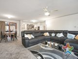 https://images.listonce.com.au/custom/160x/listings/12-cradley-court-kilsyth-vic-3137/609/01525609_img_04.jpg?hqalYUDThkI