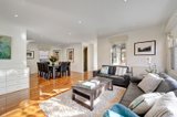 https://images.listonce.com.au/custom/160x/listings/12-crom-street-balwyn-vic-3103/932/00093932_img_08.jpg?Bwv394URVVY