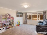 https://images.listonce.com.au/custom/160x/listings/12-crown-point-chirnside-park-vic-3116/378/01526378_img_13.jpg?TcT30az8ykE