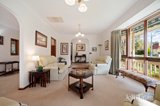 https://images.listonce.com.au/custom/160x/listings/12-croydon-hills-drive-croydon-hills-vic-3136/470/01932470_img_03.jpg?7l5tRyBUIRE