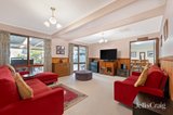https://images.listonce.com.au/custom/160x/listings/12-croydon-hills-drive-croydon-hills-vic-3136/470/01932470_img_11.jpg?5jO2IZGbUs8