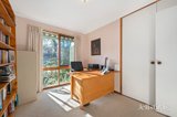 https://images.listonce.com.au/custom/160x/listings/12-croydon-hills-drive-croydon-hills-vic-3136/470/01932470_img_16.jpg?i___iMKAmJ0