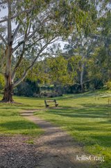 https://images.listonce.com.au/custom/160x/listings/12-croydon-hills-drive-croydon-hills-vic-3136/470/01932470_img_29.jpg?eDYxVZdMsyU