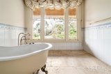 https://images.listonce.com.au/custom/160x/listings/12-culla-hill-eltham-vic-3095/590/01936590_img_16.jpg?c8XyrzM-mKg
