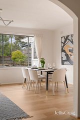 https://images.listonce.com.au/custom/160x/listings/12-diane-crescent-mooroolbark-vic-3138/321/01961321_img_06.jpg?lk9ofrjCHwY