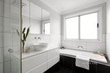 https://images.listonce.com.au/custom/160x/listings/12-doris-street-greensborough-vic-3088/052/01601052_img_17.jpg?ozrbvcswrrw