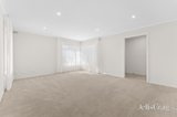 https://images.listonce.com.au/custom/160x/listings/12-downing-drive-canadian-vic-3350/958/01904958_img_06.jpg?ivCtQAFR2YU