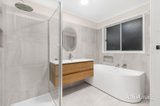 https://images.listonce.com.au/custom/160x/listings/12-downing-drive-canadian-vic-3350/966/01947966_img_01.jpg?2LnPAoWKqCQ
