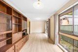 https://images.listonce.com.au/custom/160x/listings/12-ealing-avenue-wendouree-vic-3355/640/01938640_img_06.jpg?RPNQmMKMnB4