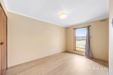 https://images.listonce.com.au/custom/160x/listings/12-ealing-avenue-wendouree-vic-3355/640/01938640_img_09.jpg?bvqmJeSYBvs