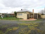 https://images.listonce.com.au/custom/160x/listings/12-edwards-street-sebastopol-vic-3356/628/01575628_img_06.jpg?XAjGyjxYJY4