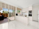 https://images.listonce.com.au/custom/160x/listings/12-efron-court-box-hill-north-vic-3129/471/01683471_img_05.jpg?UTqNoLh0g_k