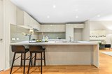 https://images.listonce.com.au/custom/160x/listings/12-elm-grove-mount-waverley-vic-3149/573/01661573_img_05.jpg?V1_6a6uyYT4