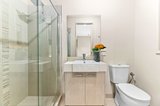 https://images.listonce.com.au/custom/160x/listings/12-elm-grove-mount-waverley-vic-3149/573/01661573_img_09.jpg?ZPZPHaS5I2w