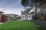 https://images.listonce.com.au/custom/160x/listings/12-elmwood-rise-eltham-north-vic-3095/034/01692034_img_15.jpg?zCFa2CVD45c