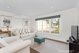 https://images.listonce.com.au/custom/160x/listings/12-evans-road-kew-vic-3101/278/01684278_img_04.jpg?BqeHxPaQHbg