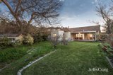 https://images.listonce.com.au/custom/160x/listings/12-evans-road-kew-vic-3101/680/01752680_img_13.jpg?vh3joKmfvbw
