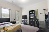 https://images.listonce.com.au/custom/160x/listings/12-fitzgerald-drive-south-morang-vic-3752/651/00856651_img_08.jpg?dR9QAtQutfI