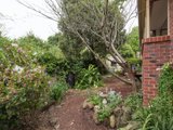 https://images.listonce.com.au/custom/160x/listings/12-fortuna-avenue-croydon-vic-3136/034/01524034_img_08.jpg?mhZoOX8mIPo