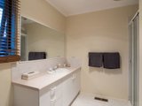 https://images.listonce.com.au/custom/160x/listings/12-foulds-court-montrose-vic-3765/164/01524164_img_14.jpg?nUWlunblbCI