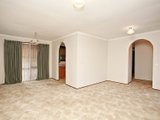 https://images.listonce.com.au/custom/160x/listings/12-gale-court-yarra-glen-vic-3775/192/01525192_img_03.jpg?7jD1EmBSVN0