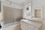 https://images.listonce.com.au/custom/160x/listings/12-glenarm-road-glen-iris-vic-3146/650/01778650_img_09.jpg?q9XimCLVjyA