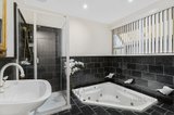 https://images.listonce.com.au/custom/160x/listings/12-glengala-court-greensborough-vic-3088/323/01160323_img_06.jpg?w8HpDSSRuQk